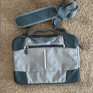 Targus Laptop Bag